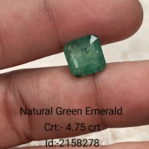 Emerald 4.75 crt (950 per crt)