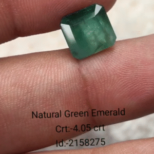 Emerald 4.05 crt (1200/- per crt)